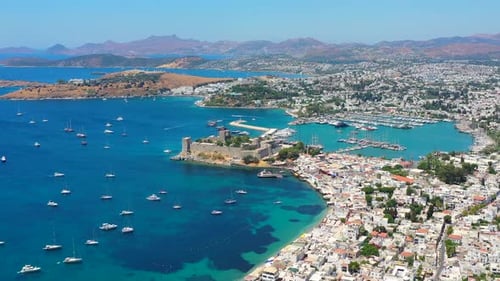 Bodrum ist eine Stadt auf der Halbinsel Bodrum.