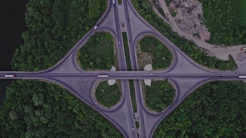 Échangeur routier ou intersection d'autoroutes