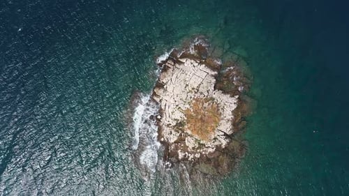 L'île aux vagues
