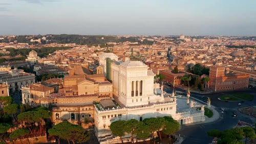 Vista aérea de Vittoriano, famoso marco em Roma, Itália