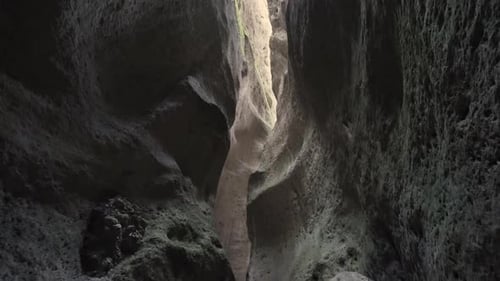 Höhle