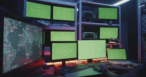 Hacker propageant un virus informatique