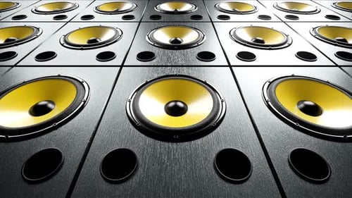 Vista estática de altavoces de audio con membrana amarilla apilados en filas que reproducen música