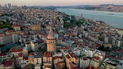 Galataturm 12