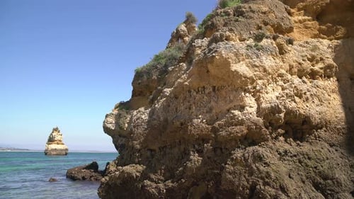 Felsen und Meer