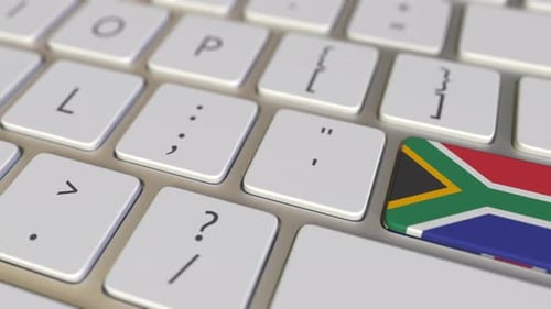 Key with Flag of South Africa Switches To Key with Flag of the UK