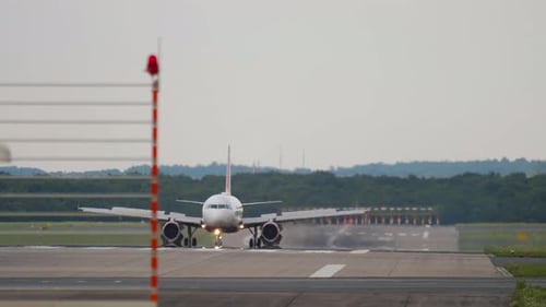 Airplane Front View Flaps Up