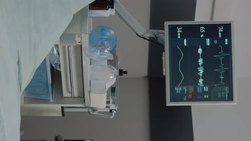 Vertical Video Close Up of Heart Rate Monitor for Reanimation and Intensive Care