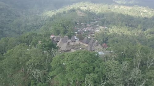 Dorf am Berg