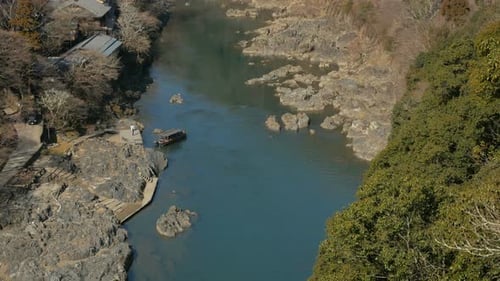 Das Tal des Flusses