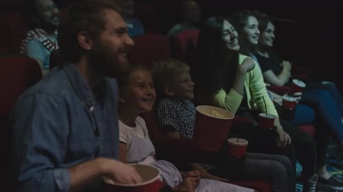 Fin de semana familiar en el cine