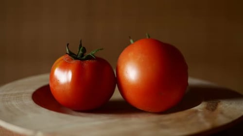 Tomato Rotating