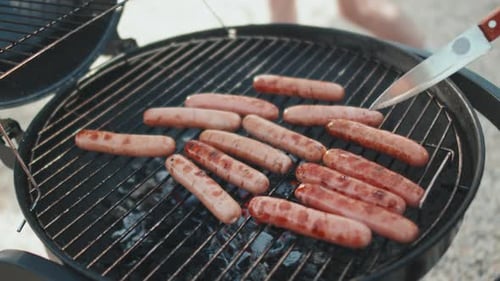 Saucisses sur le gril