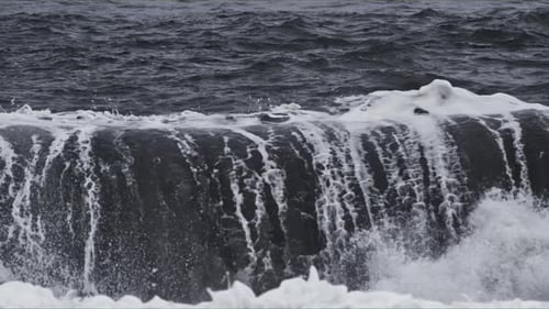 Waves Splashing at Black Beach