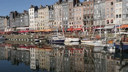 HONFLEUR, FRANCE - SEPTEMBER 2016 Beautiful Northern Normandy and The Vieux Bassin with port water