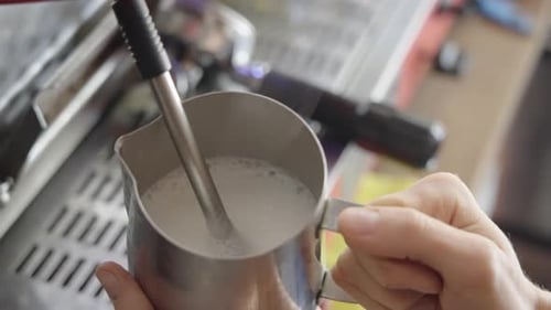 Barista Steam Heisse Milch