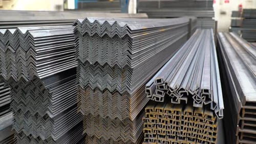 Perfiles de hierro en stock