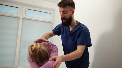 Osteopathie Alternative Medizin Schmerzlinderung Konzept