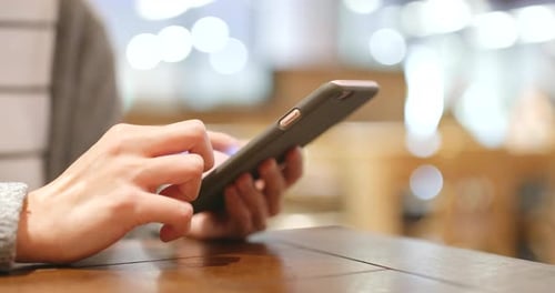 Using mobile phone inside restaurant