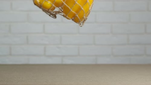 Bolsa de malla con pimientos