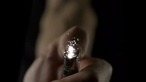 Allumez un feu sur un briquet, Ralenti