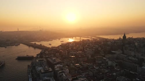 Blick auf den Sonnenuntergang von Istanbul City