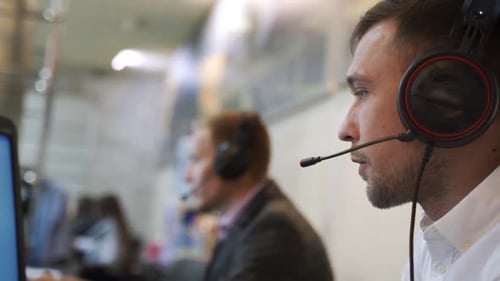 Contact Center Operator Consulting Clients In Call-Center