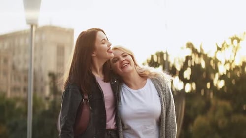 Happy Friends Walk Leisure Weekend Women Street