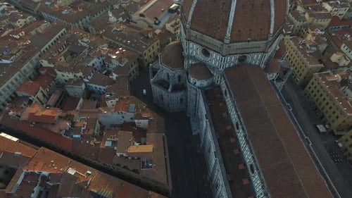Luftaufnahme einer Kathedrale