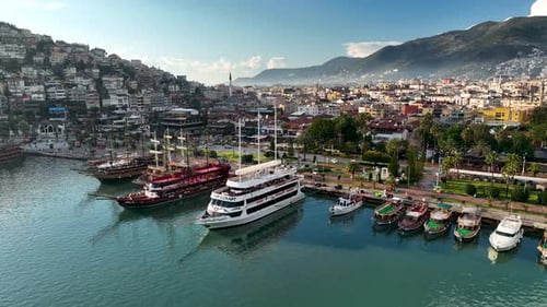 Jachten im Hafen, Luftbild, 4 K, Alanya, Türkei