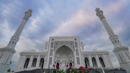 Mezquita del Orgullo Musulmán en Shali, República de Chechenia, Rusia