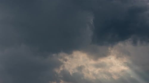Dramatic Clouds and Sunlight Time Lapse