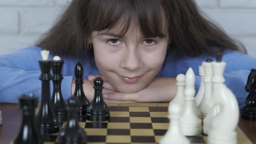 L'enfant est un intellectuel.