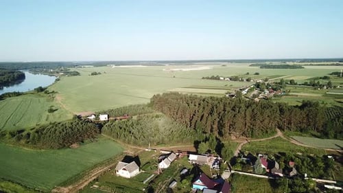 Forest Field River Und Straße 11