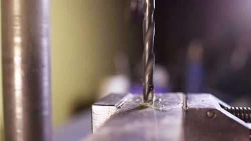 Aufnahme einer Bohrerrotation in der Werkstatt
