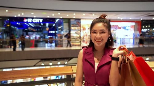 slow-motion of technician service using water spray are cleaning the air conditioner indoors