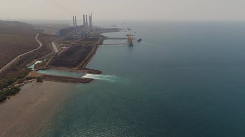 Central eléctrica Java, Indonesia