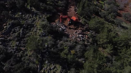 Road Construction of Excavator Aerial Access