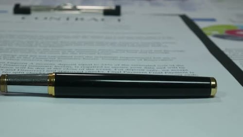 Contrat Commercial D'une Entreprise Financière Sur Un Bureau Dans Le Bureau