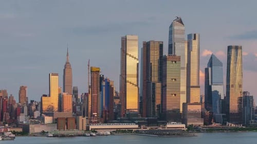 Full moon rises over Hudson Yards Time-lapse
