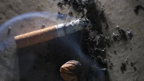 cigarette allumée