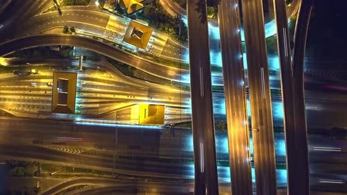 4K UHD : Hyperlapse ou Dronelapse Vue de dessus des carrefours routiers
