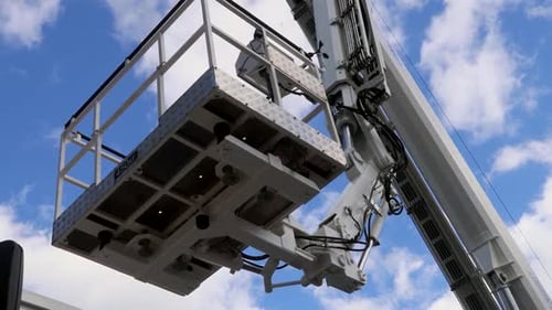a lança retrátil automática da máquina de construção