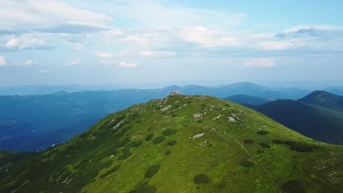 Vue aérienne de la rage des Carpates