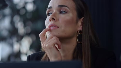 Portrait of Serious Business Woman Thinking at Office. Businesswoman Thinking