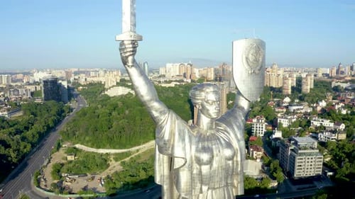 Vista aérea do Monumento da Mãe Pátria em Kiev