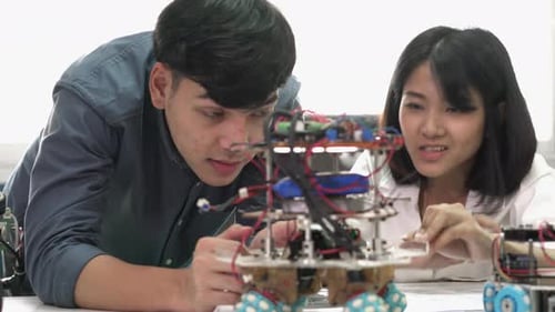 Student study in laboratory