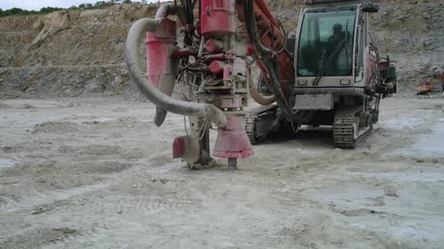 Industrial Machinery Drilling Stone Ground