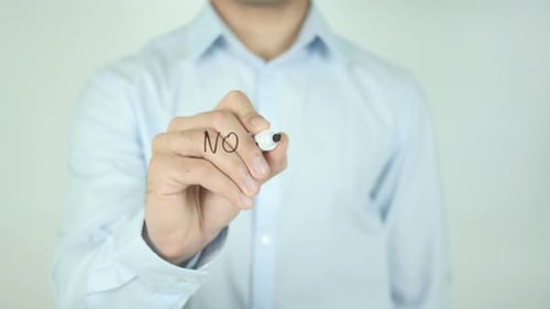 Man Writes 'No Time for Wait' on Glass