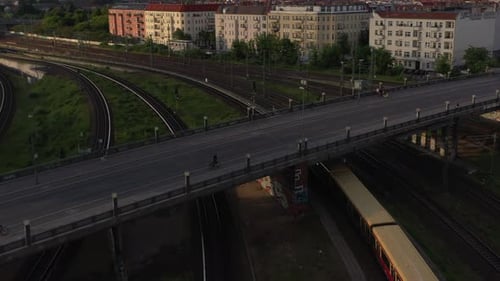 Forwards Tracking of S Bahn Train Driving on Tracks at Bosebrucke Bridge